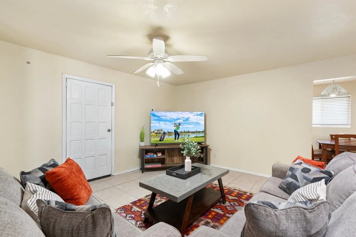Billiard and BBQ Villa in Phoenix photo 2
