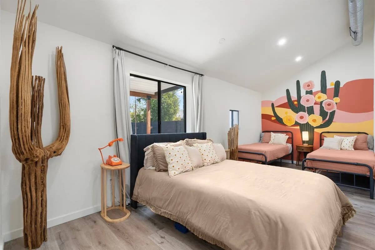 Shared Amenities One Bedroom in Phoenix Arizona photo 2