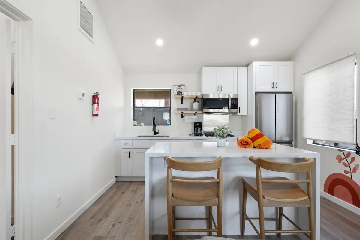 Shared Amenities One Bedroom in Phoenix Arizona photo 3