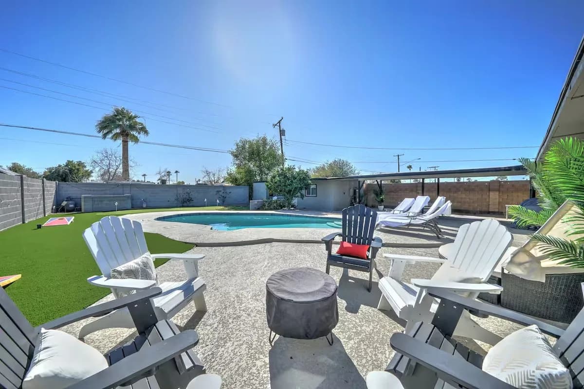 Patio Lounge Villa in Phoenix Arizona photo 5