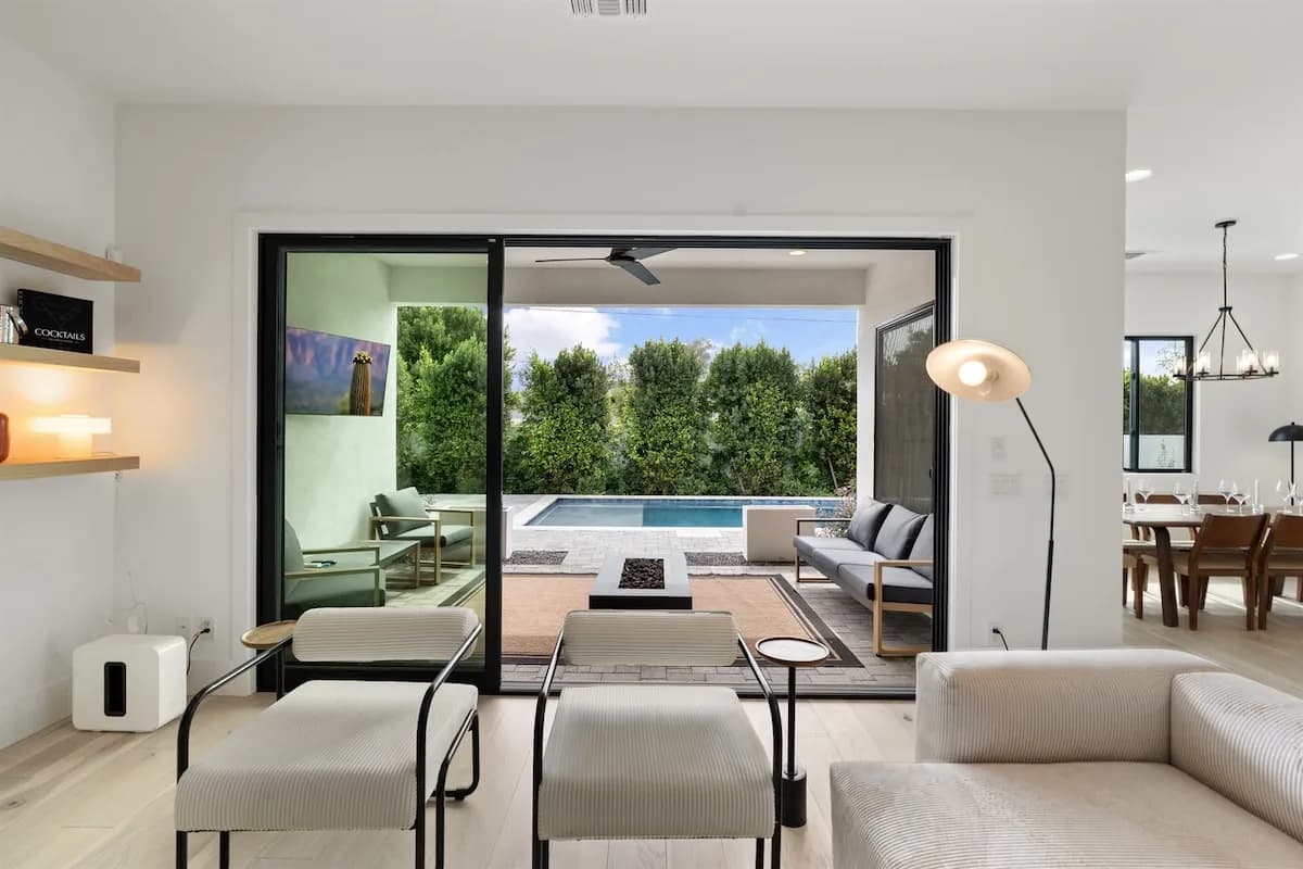 Heated Pool Five Bedroom Villa in Phoenix Arizona photo 5
