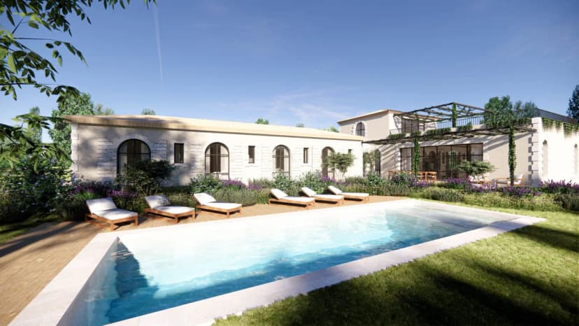 Pine Forest Surrounds Luxury Retreat