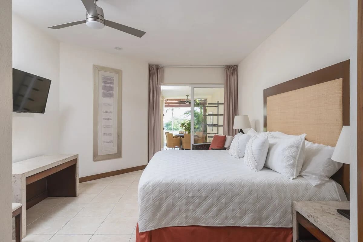 Beachfront Three-Bedroom Condo in Punta Mita photo 5