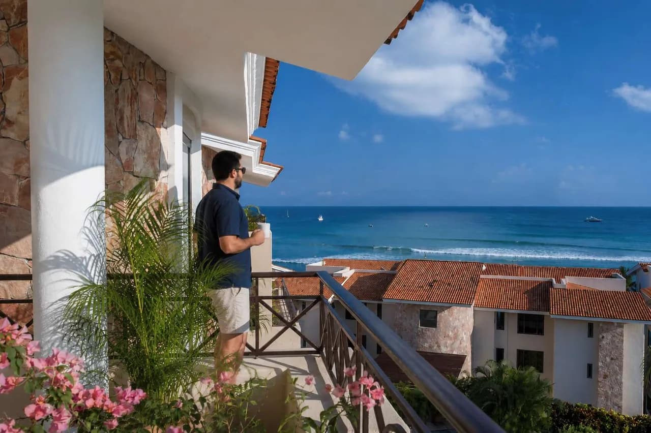 Beachfront Four-Bedroom Penthouse in Hacienda de Mita