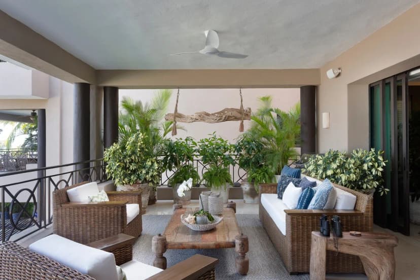 Oceanview Beachfront Villa in Hacienda de Mita