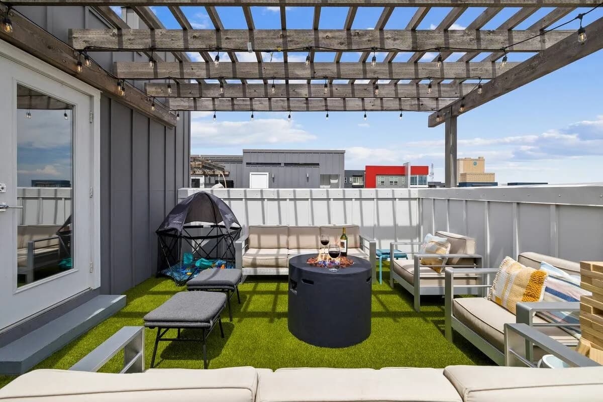 Rooftop Family-Friendly Villa in Dallas photo 3