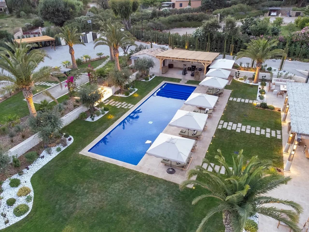 Elegant Escape in Mediterranean Setting photo 5