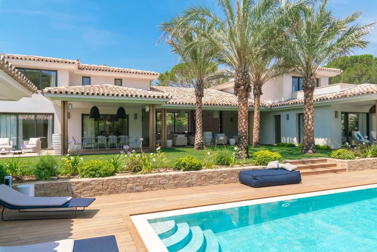 Breathtaking Garden Villa Escape photo 5