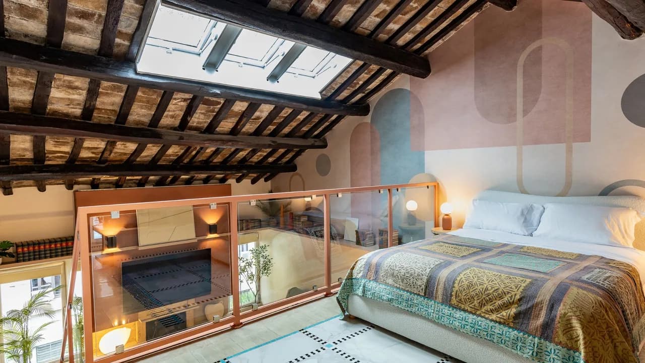 Artistic Penthouse in Trastevere Rome photo 3