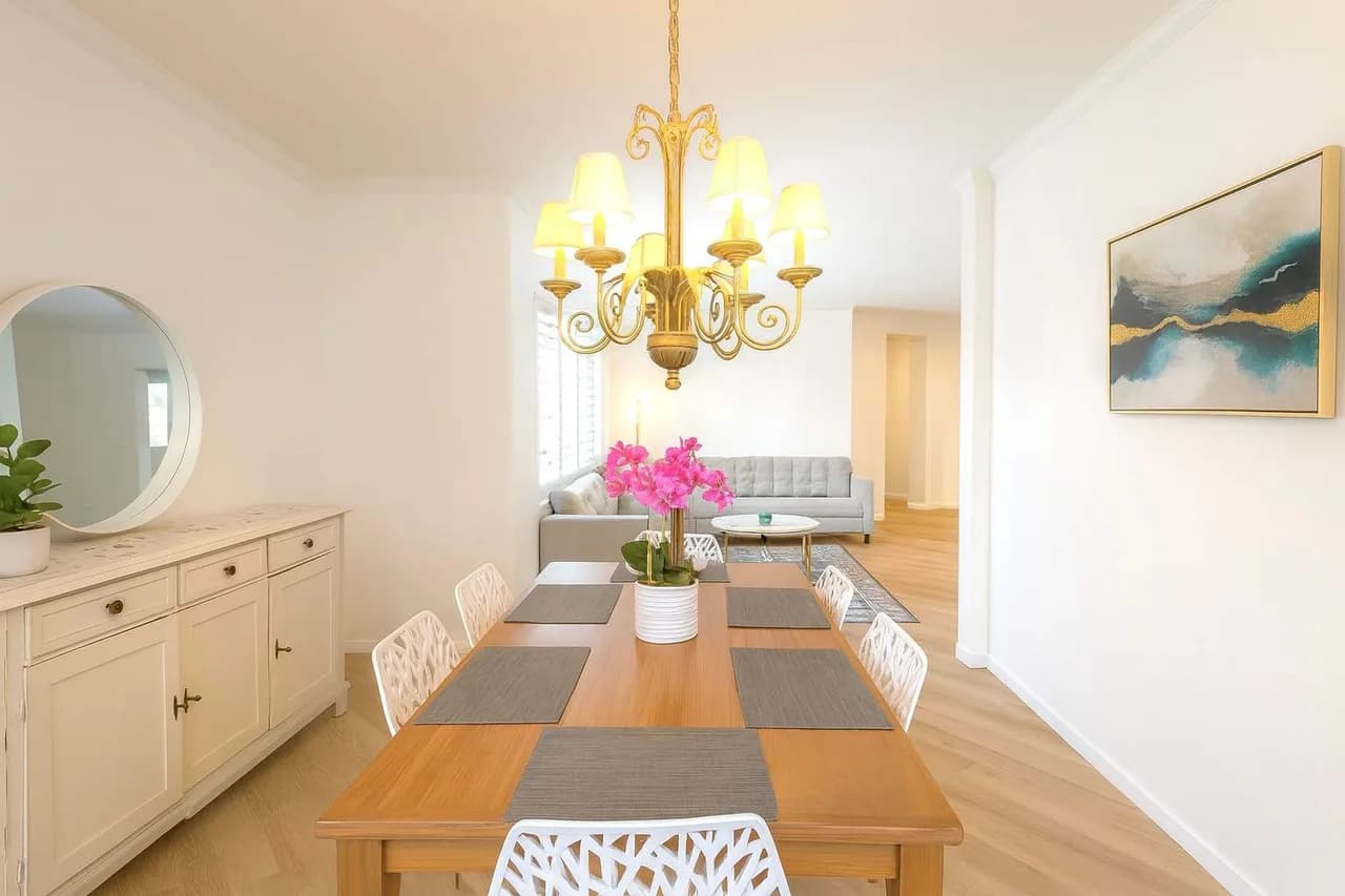 Pet-Friendly Five Bedroom Retreat in San Diego photo 4