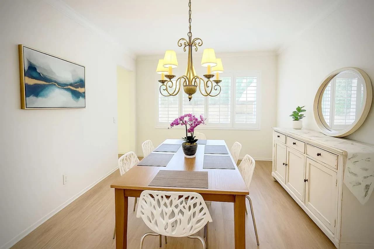 Pet-Friendly Five Bedroom Retreat in San Diego photo 5