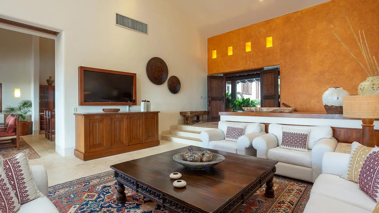 Oceanfront Living Meets Resort Luxury photo 2