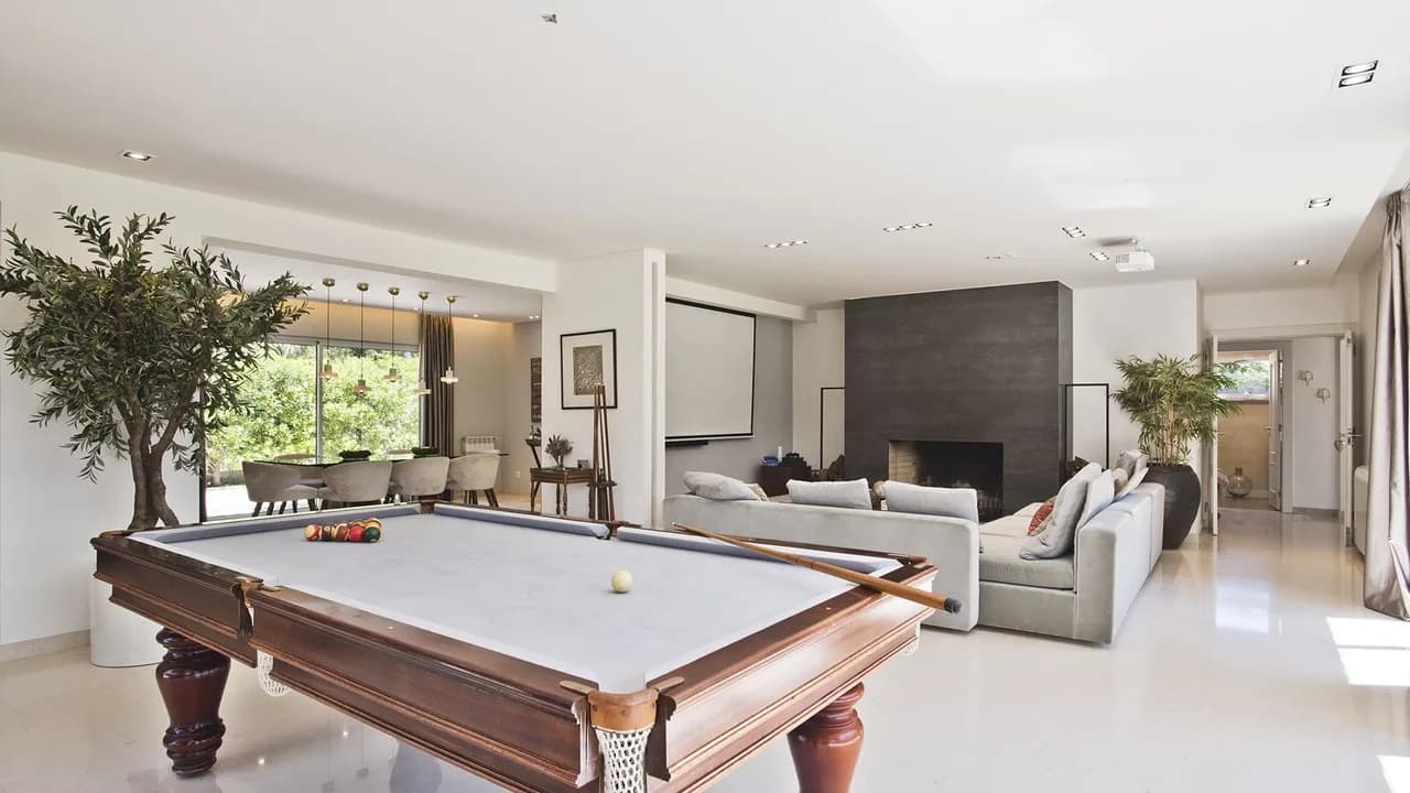 Luxurious Villa Near Cascais Beaches photo 2