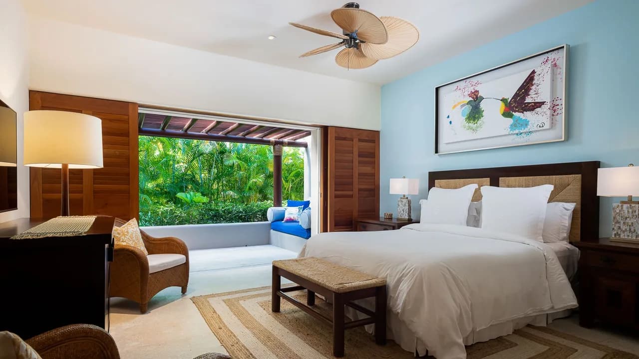 Spacious Villa Near Marieta Islands photo 3