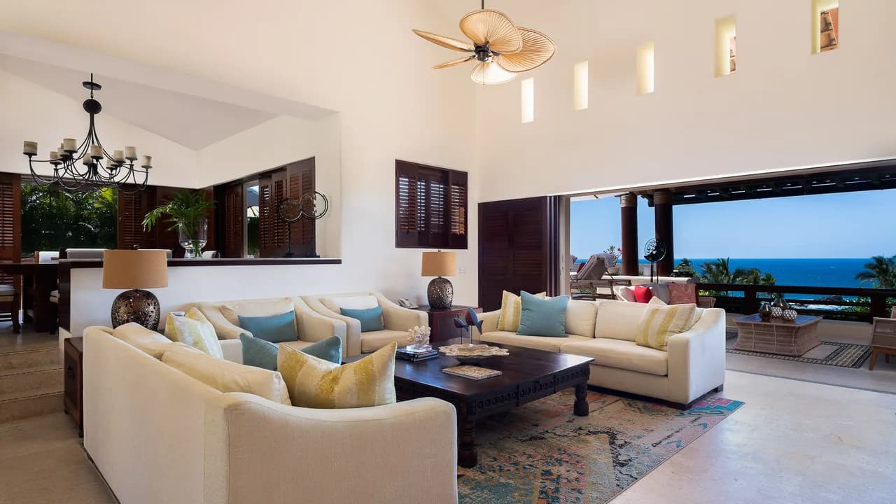 Spacious Villa Near Marieta Islands photo 5