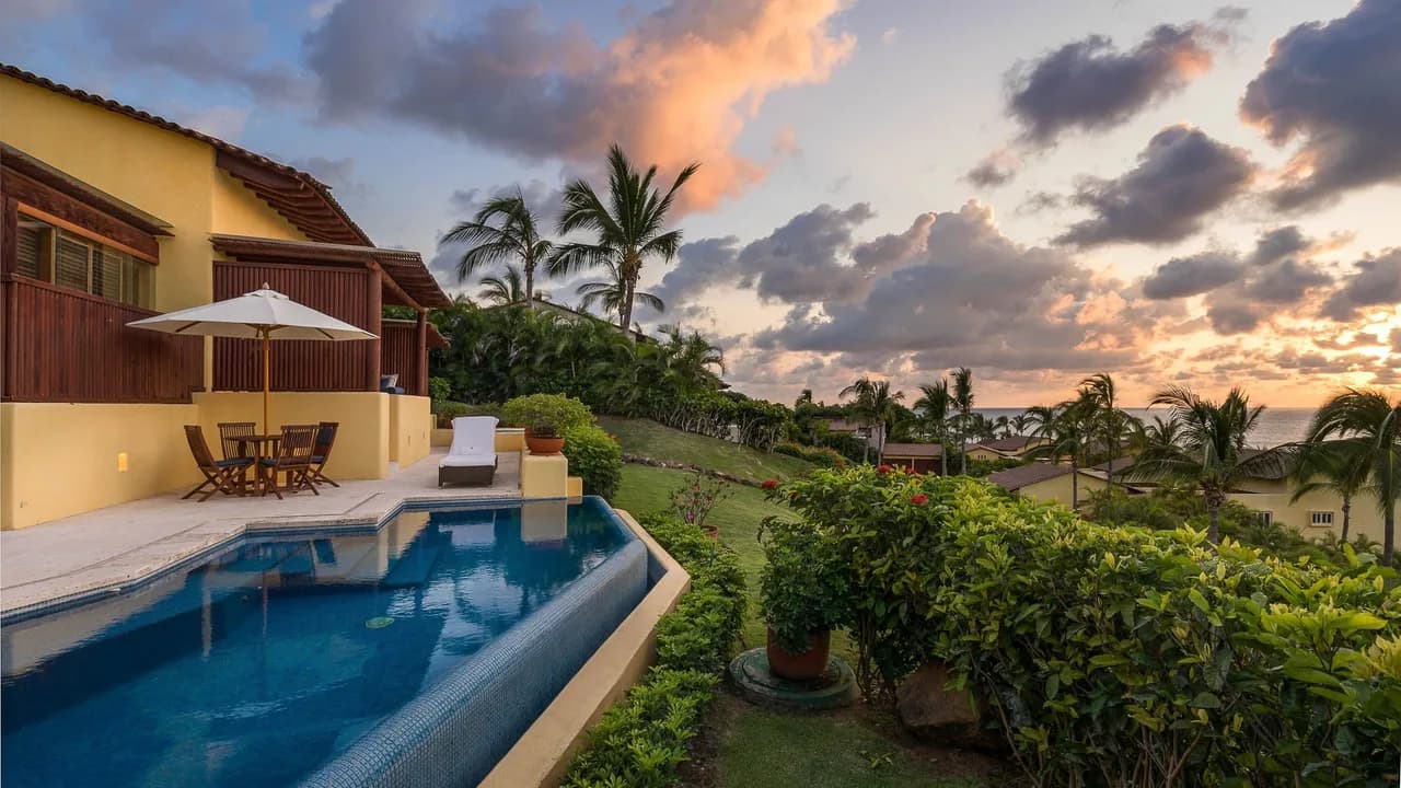 Secluded Villa Inside Resort Grounds photo 5