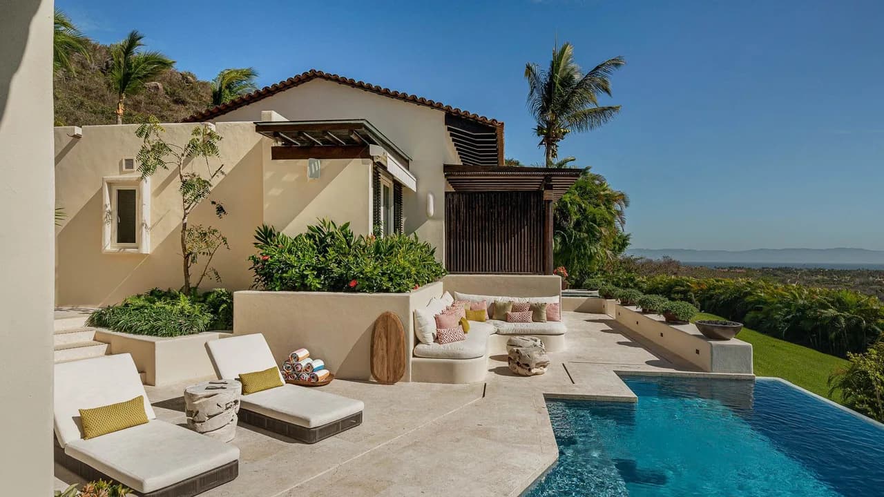 Elevated Living Above Pacific Coast