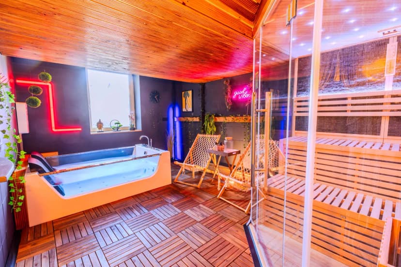 Game-Room Villa in Luhden