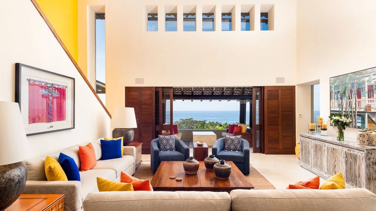 Soothing Villa With Panoramic Views photo 2