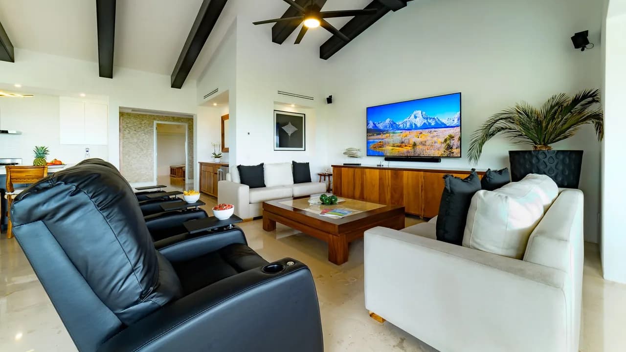 Exclusive Hacienda Penthouse Near Beach photo 5