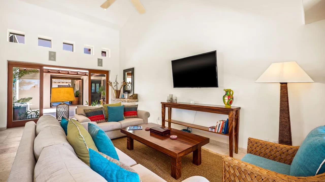Sophisticated Retreat in Las Palmas photo 2