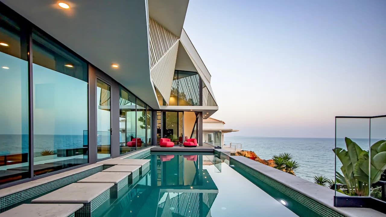 Designer Villa Overlooking Baleeira Beach