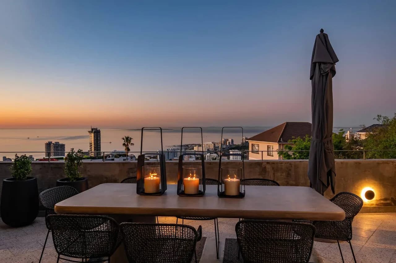 Ocean View Three Bedroom Penthouse in Cape Town photo 5