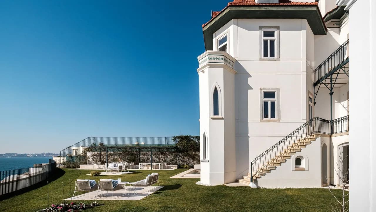 Cascais Mansion Steps From Beach photo 5