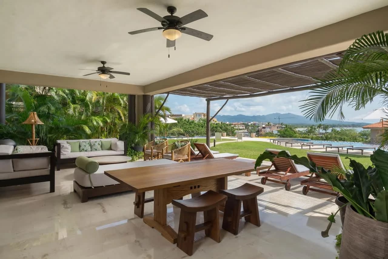 Contemporary Four-Bedroom Retreat in Punta Mita photo 5