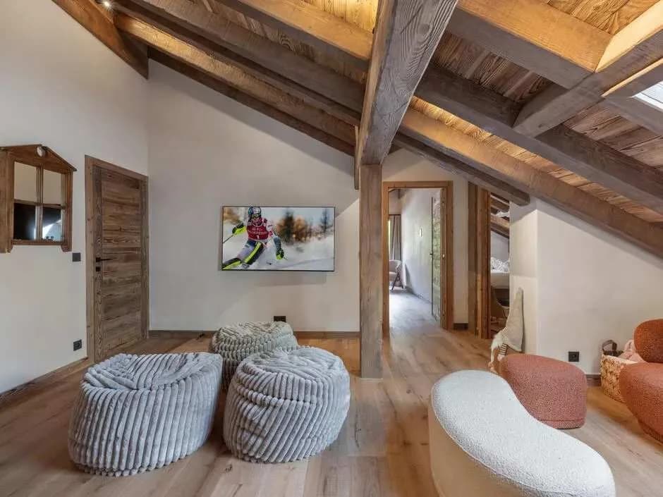 Relaxing Méribel Chalet With Views photo 4