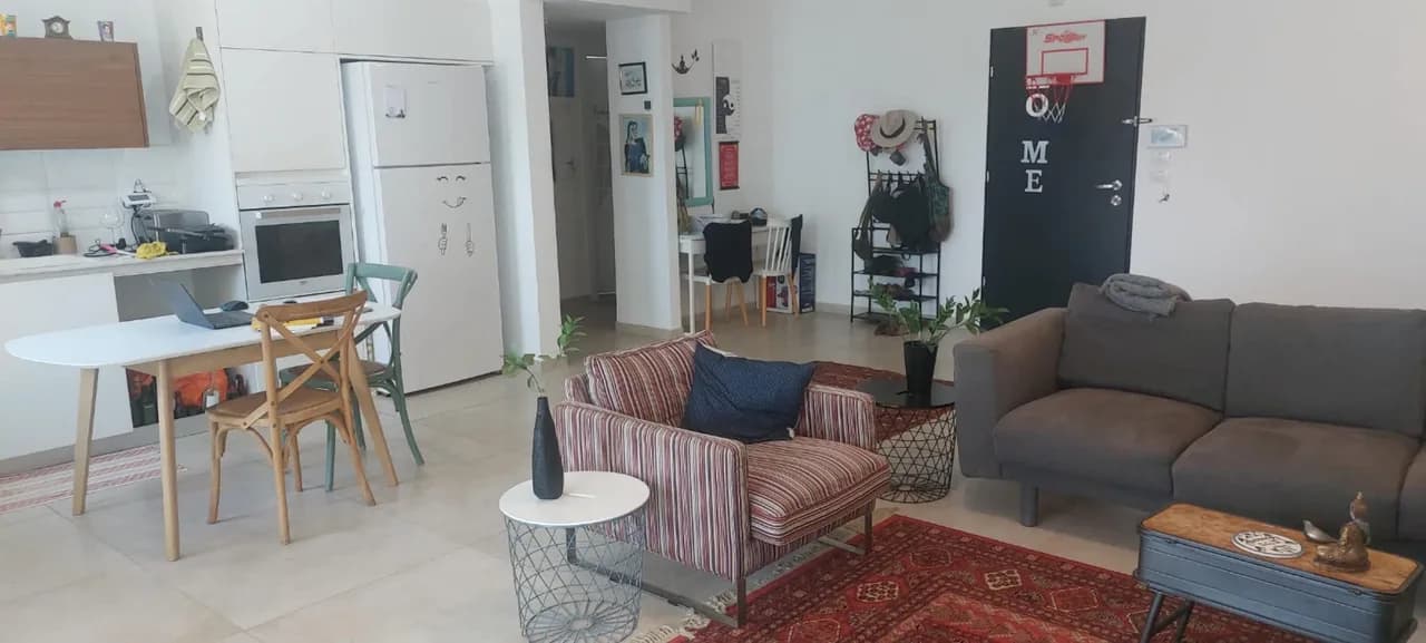 Elegant 4-Bedroom Apartment In Herzliya photo 3