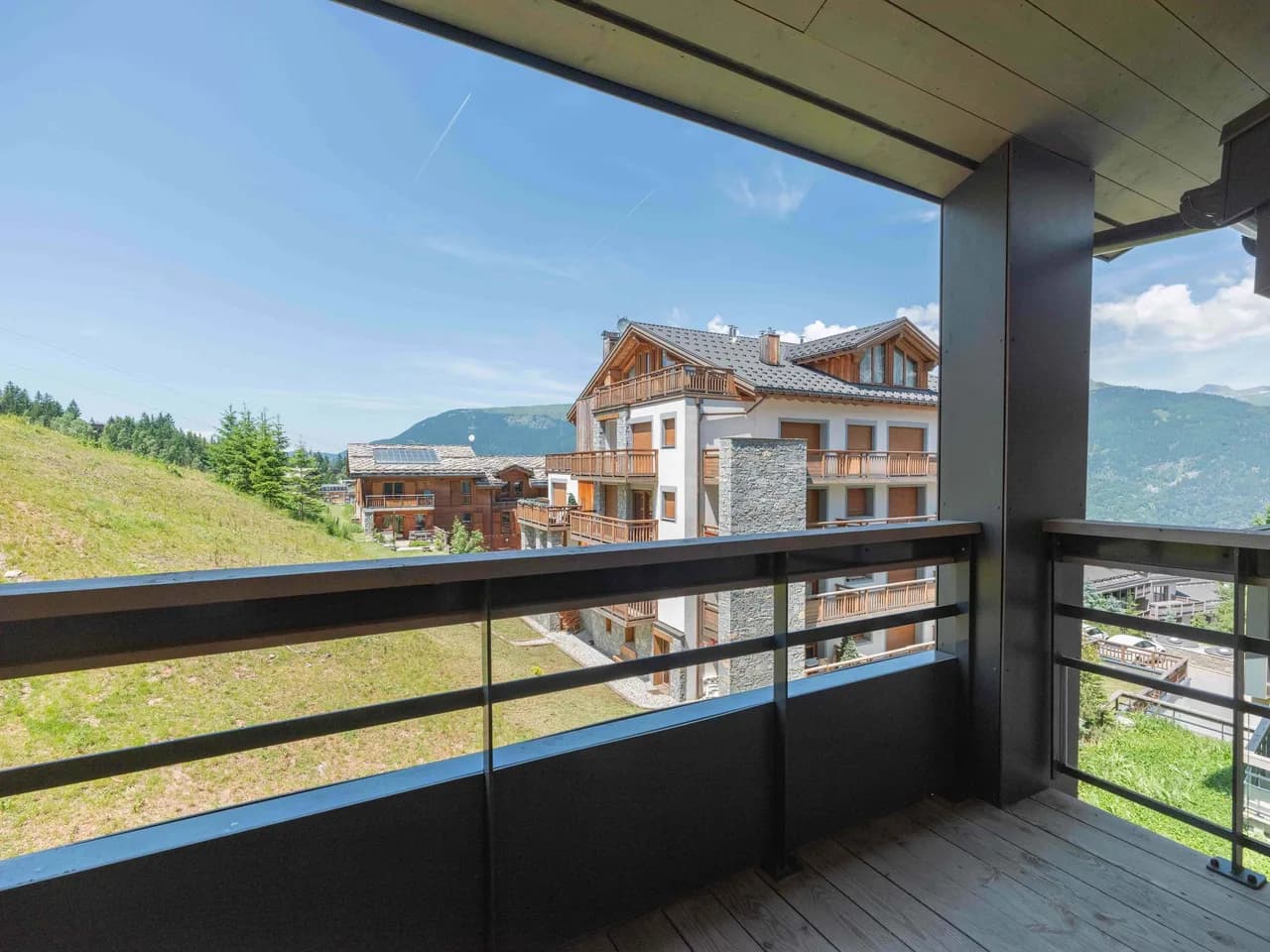 Cozy Courchevel Apartment Near Ski Lifts photo 4