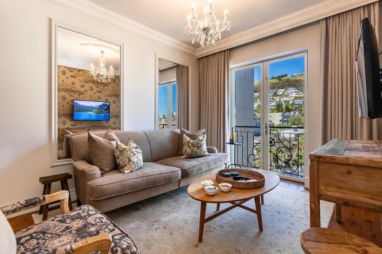 Scenic One Bedroom Villa in Green Point, Cape Town photo 4