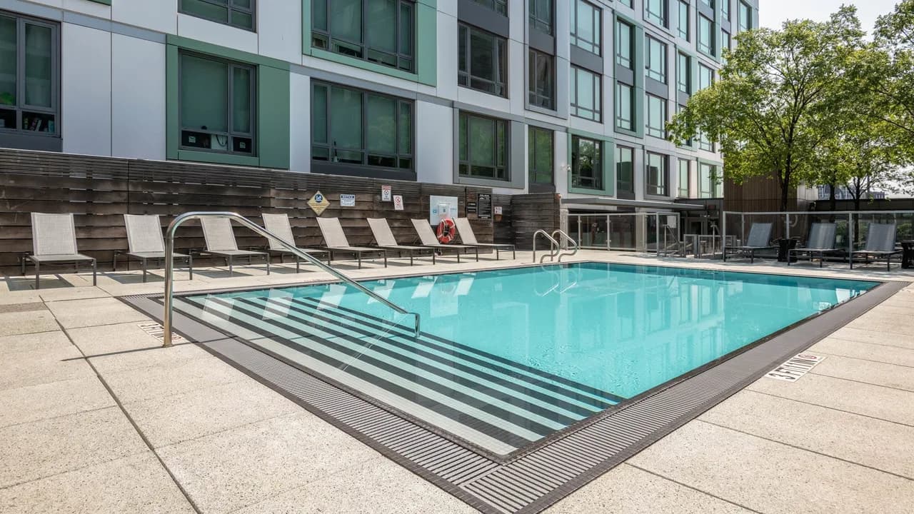 Family-Friendly Two Bedroom Apartment in Boston Area photo 4