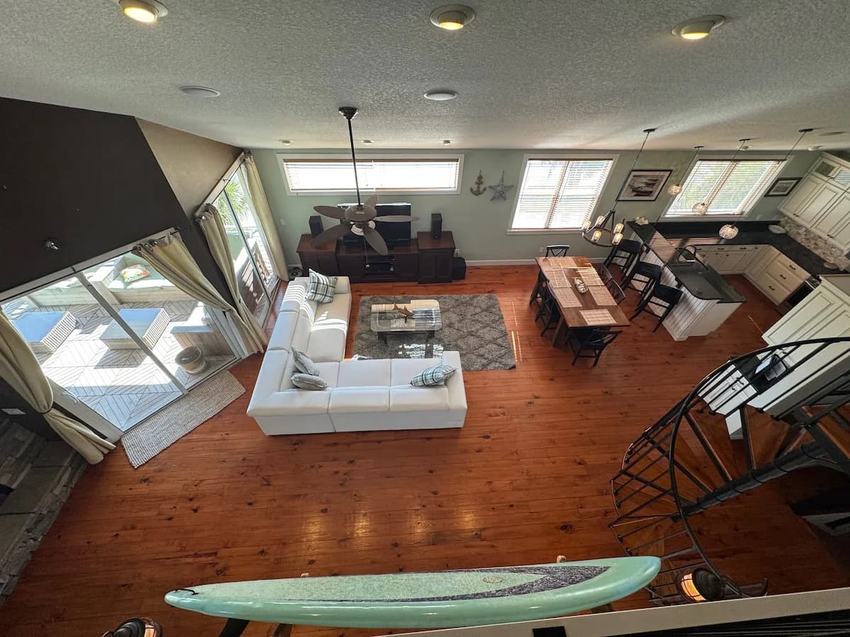 Beachfront Four Bedroom House in Cocoa Beach Florida photo 5