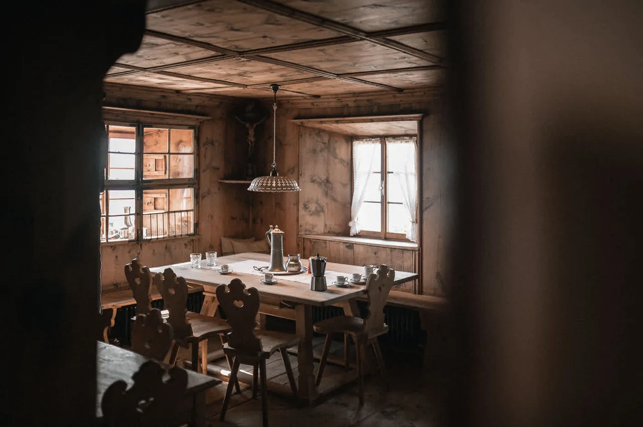 South Tyrol Lodge With Mountain Views photo 5