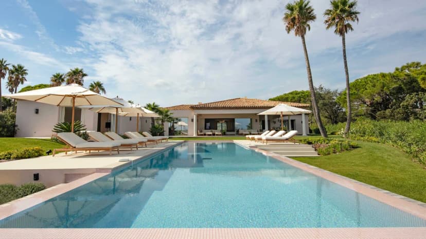 Beachfront Luxury Villa With Sea Views