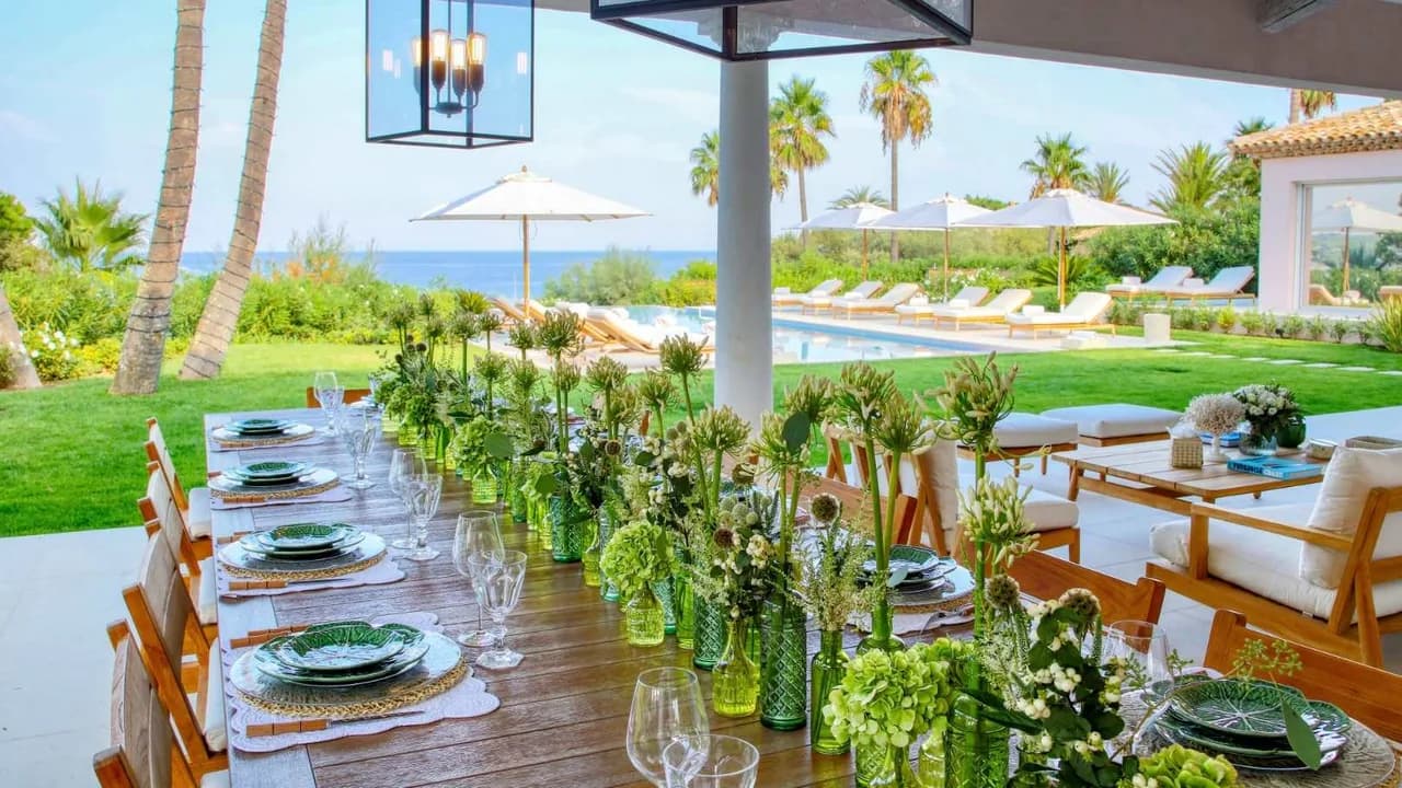 Beachfront Luxury Villa With Sea Views photo 4