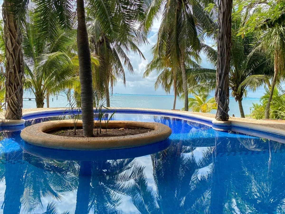 Villa Angela | 4BR | Beachfront & Private Pool photo 5