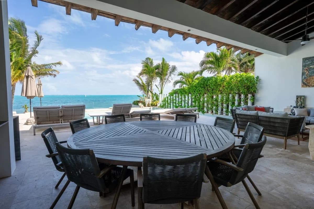 Villa Presidente | 4BR | Oceanfront Luxury Stay photo 5