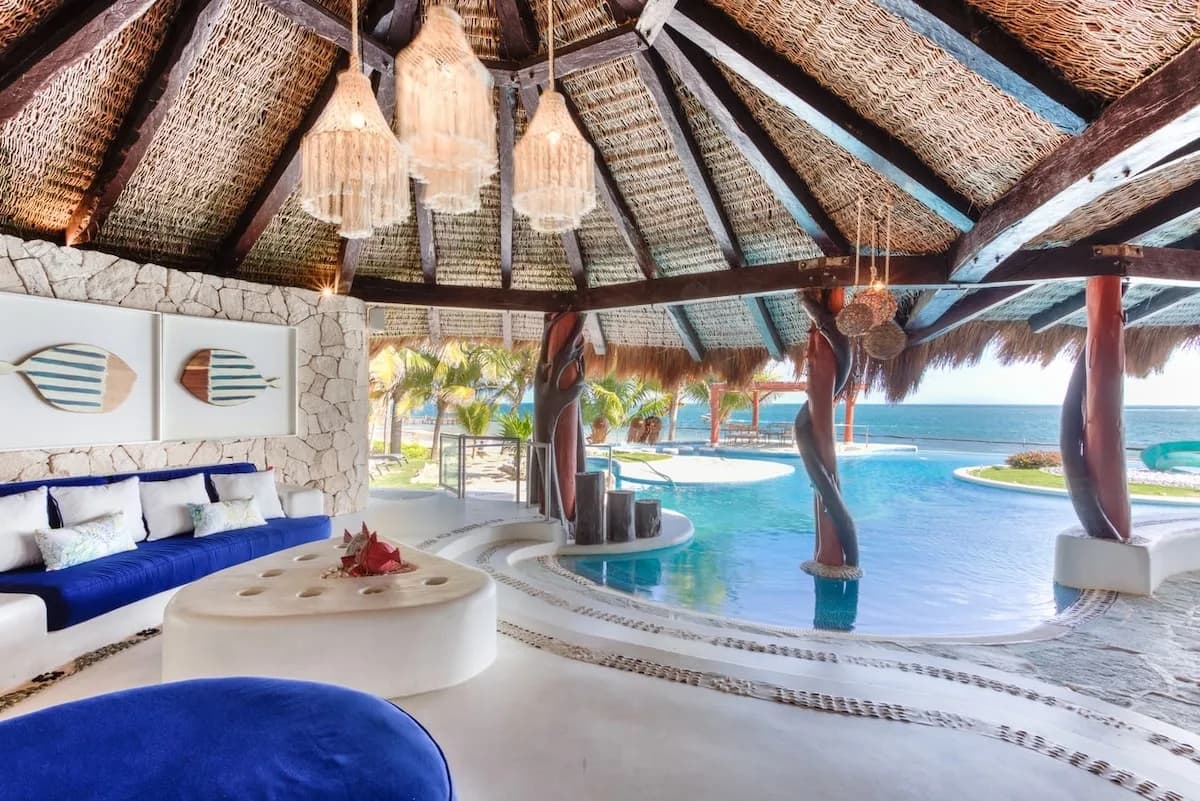 Villa Alma | 7BR | Beachfront Exclusive Villa photo 4