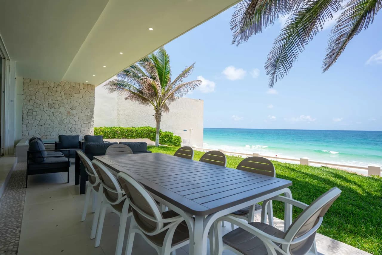 Villa Nizuc | 5BR | Exclusive Beachfront Residence photo 4