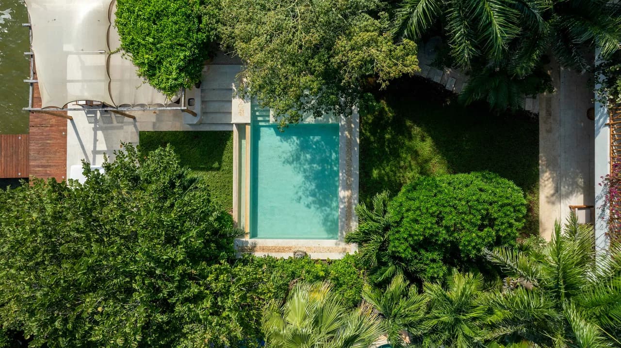 Villa La Ceiba | 5BR | Waterfront Hotel Zone Luxe photo 2