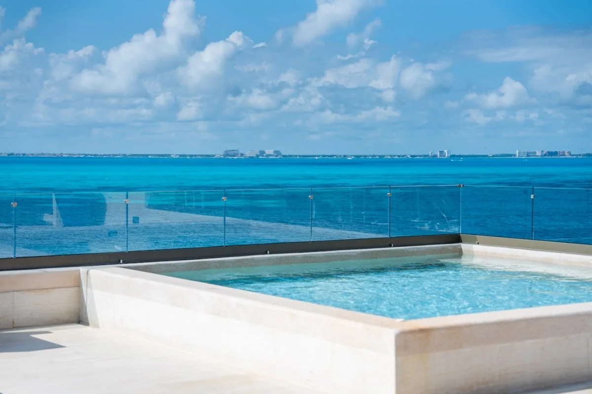 Exclusive Penthouse | 5BR | Private Roof w/ Pool photo 5