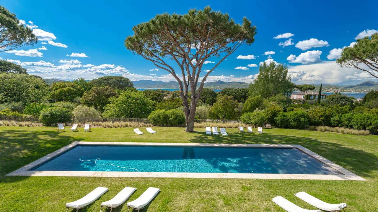 Beautiful Villa Retreat by the Sea photo 4