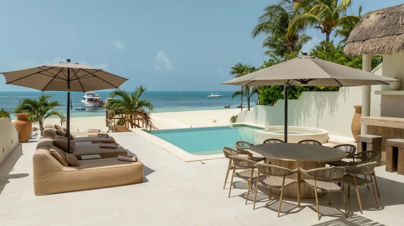 AB del Mar | 7BR | Luxury Beachfront Villa