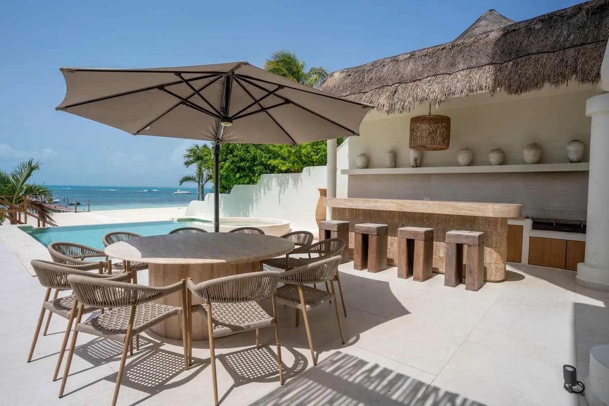 AB del Mar | 7BR | Luxury Beachfront Villa photo 4