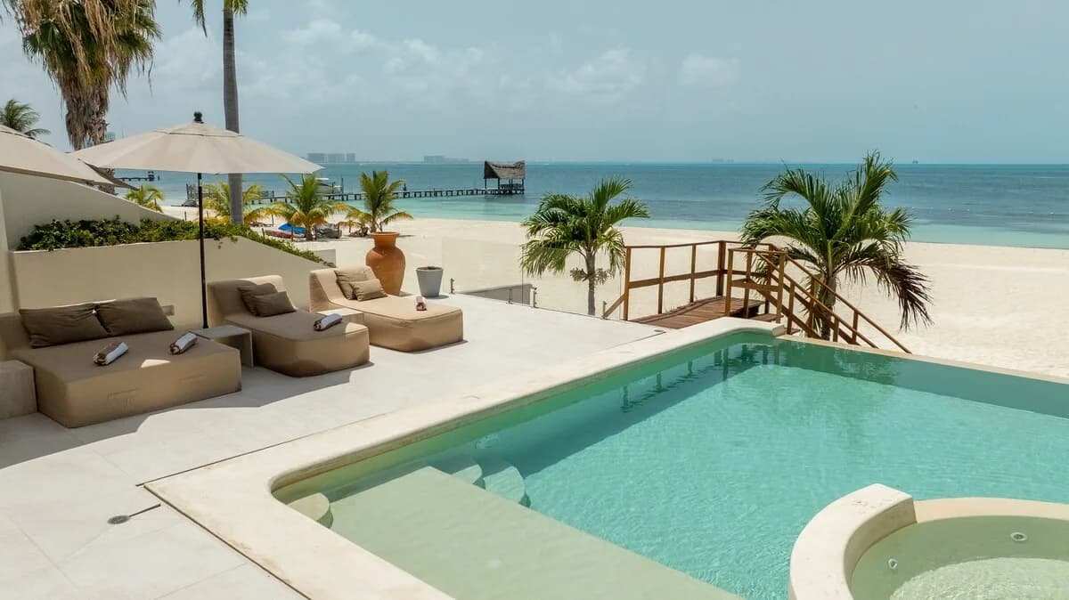 AB del Mar | 7BR | Luxury Beachfront Villa photo 5
