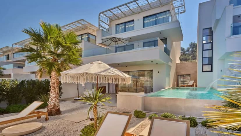 Mediterranean-Inspired Villa Near Beach