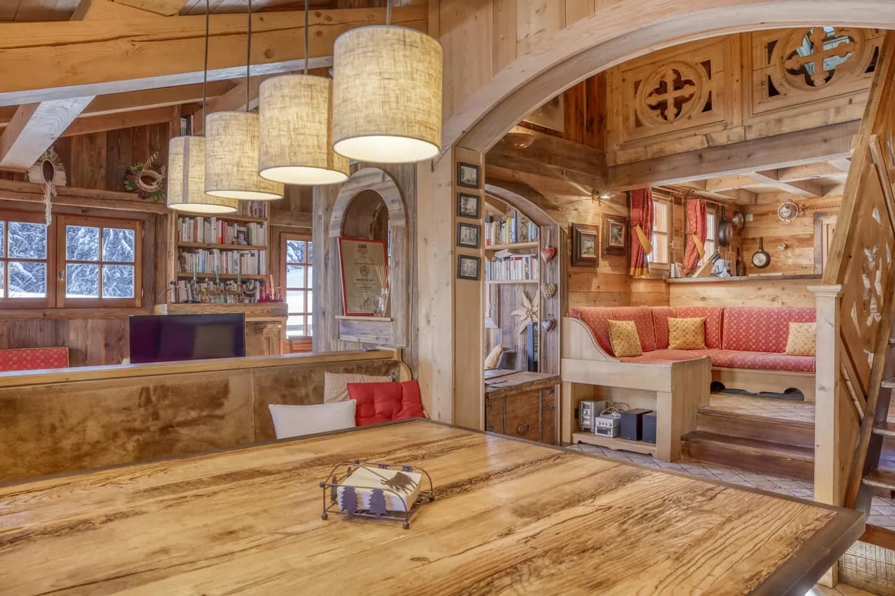 Beautiful Traditional Chalet With Cozy Ambiance photo 4